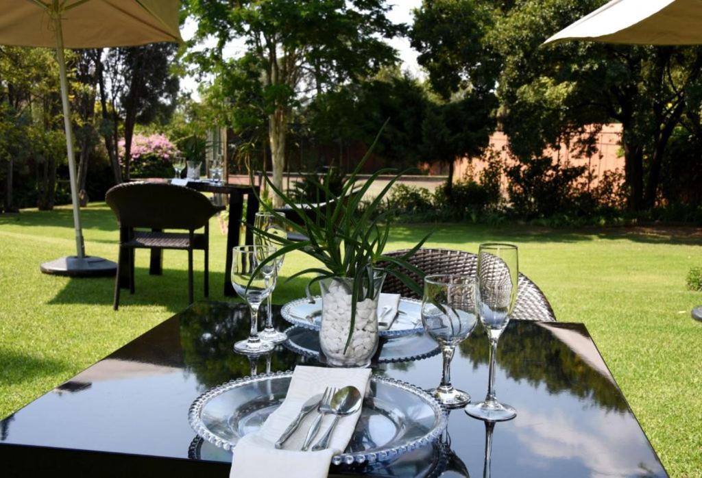 Lourie Lodge Sandton Luaran gambar