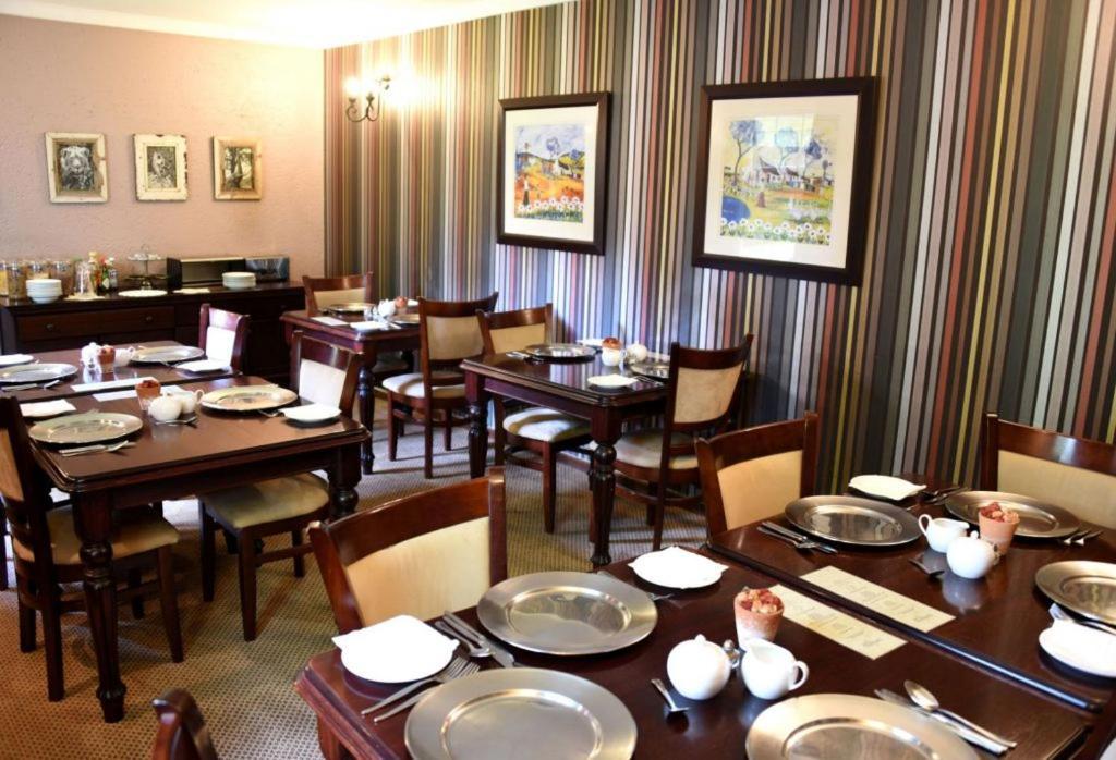 Lourie Lodge Sandton Luaran gambar