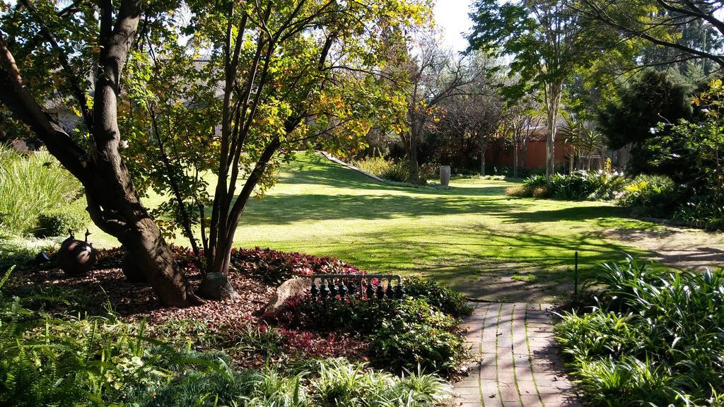 Lourie Lodge Sandton Luaran gambar