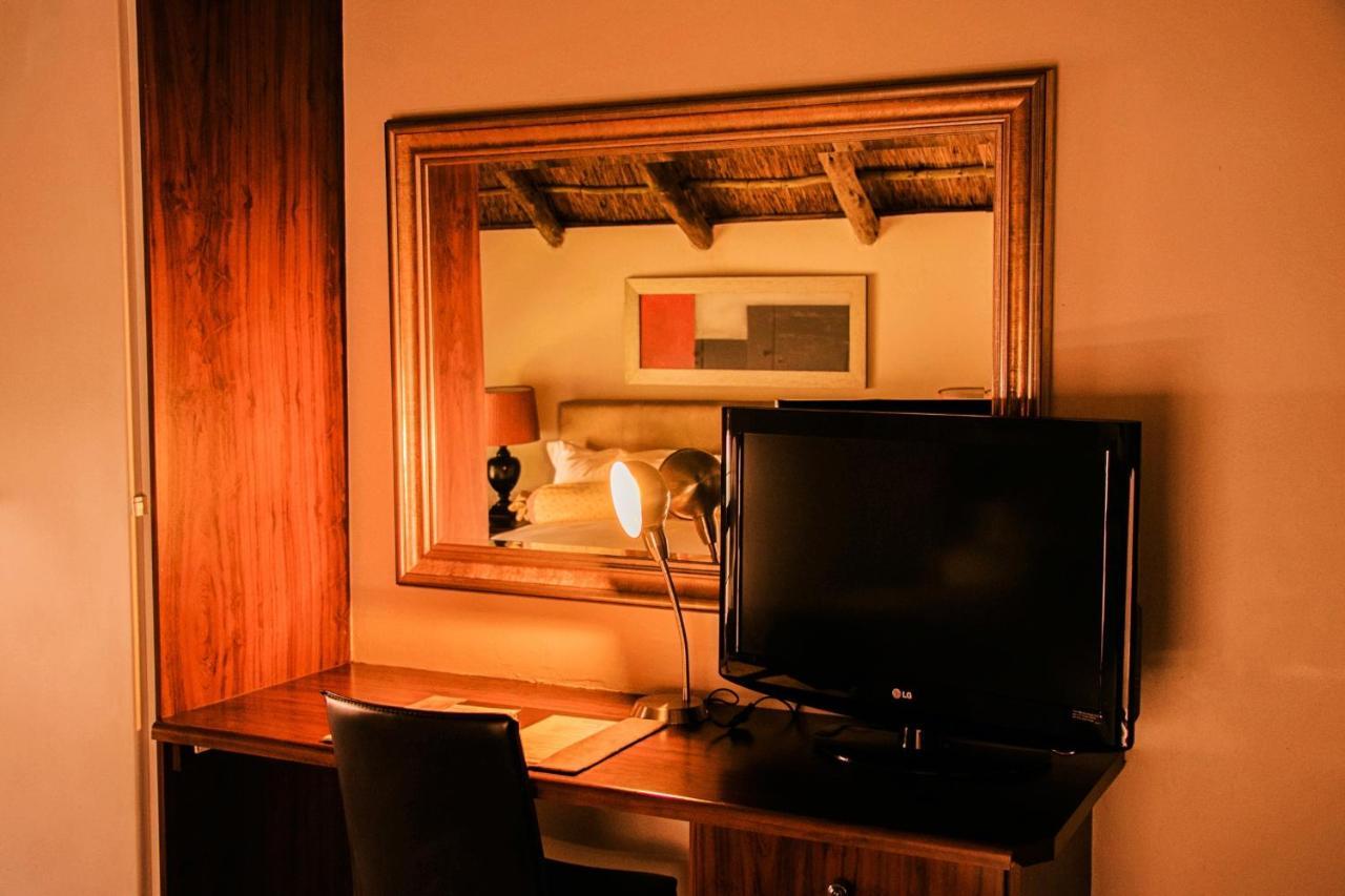 Lourie Lodge Sandton Luaran gambar